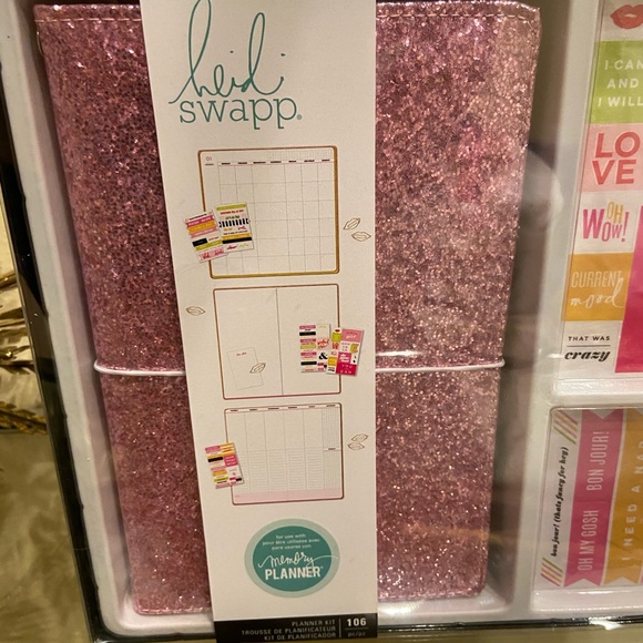 Heidi Swapp Personal Memory Planner kit - Picture 2 of 14